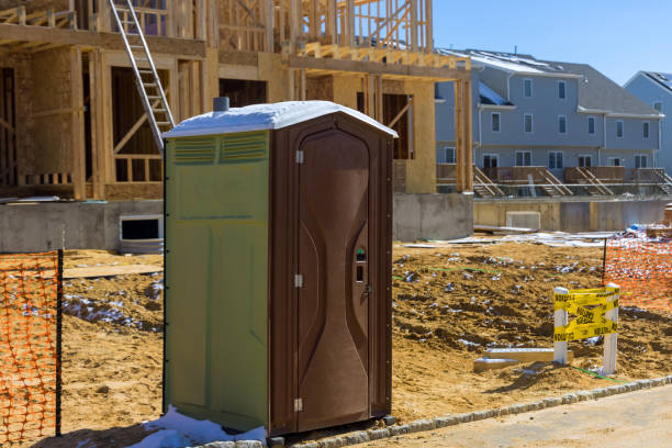 Best Portable restroom trailer rental  in Othello, WA